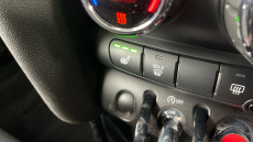 MINI Hatchback 1.5 Cooper Classic 3dr Auto [Comfort Pack] Petrol Hatchback